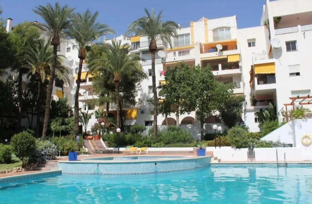 Golf, Pool & Beach location